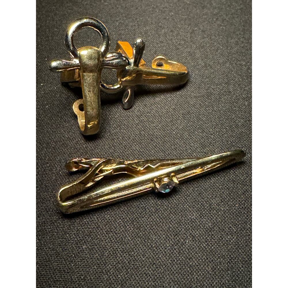 Vintage Swank Tie Bar and Anchor Cuff Links